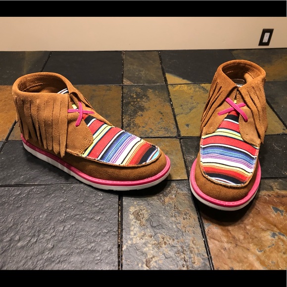 ariat cruiser chukka